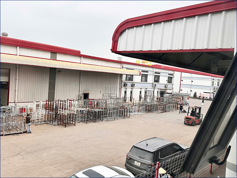 CÔNG TY TNHH LOGISTICS VINAFAST